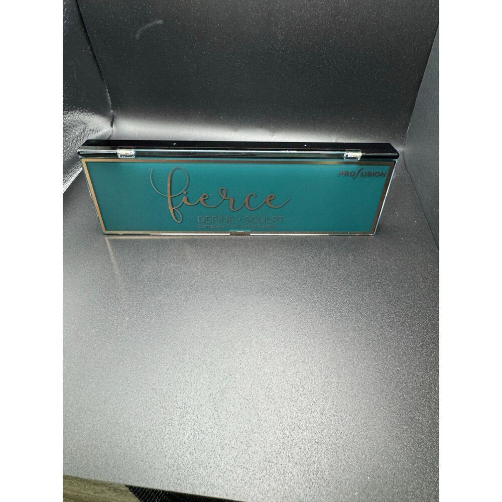 Fierce Define & Sculpt Complete Contour Palette